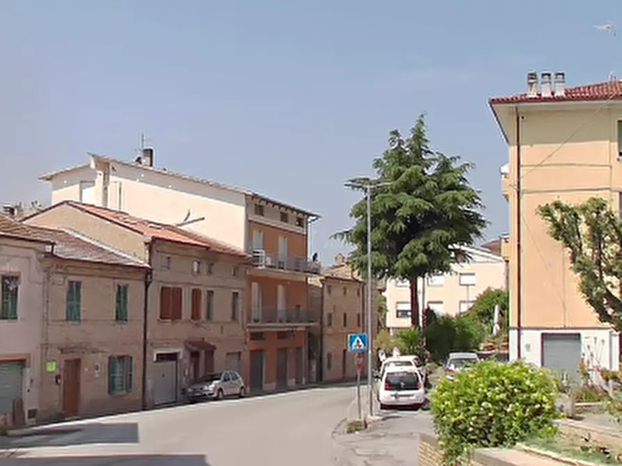 Immagine 11 di Appartamento in vendita  in Via Borgo Nuovo a Monte Urano