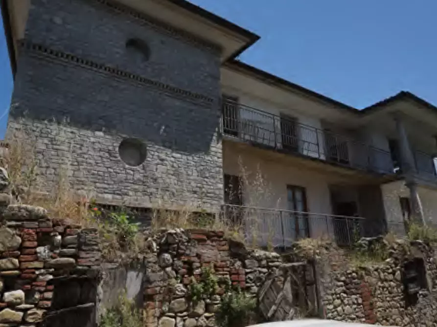 Immagine 4 di Villa in vendita  in Via Santa Lucia a Vigolzone