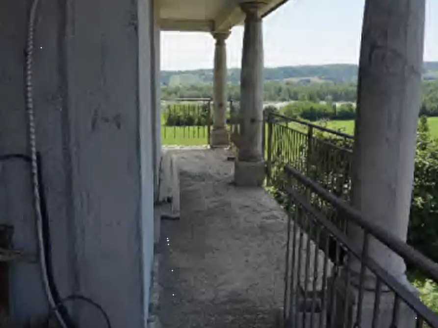 Immagine 23 di Villa in vendita  in Via Santa Lucia a Vigolzone