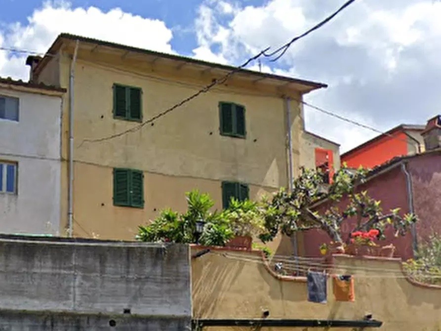 Immagine 4 di Appartamento in vendita  in Via Capanne di Valdibrana a Pistoia