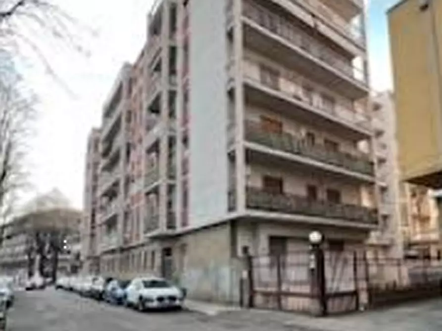 Immagine 4 di Appartamento in vendita  in piazza Vittorio Veneto a Vigevano