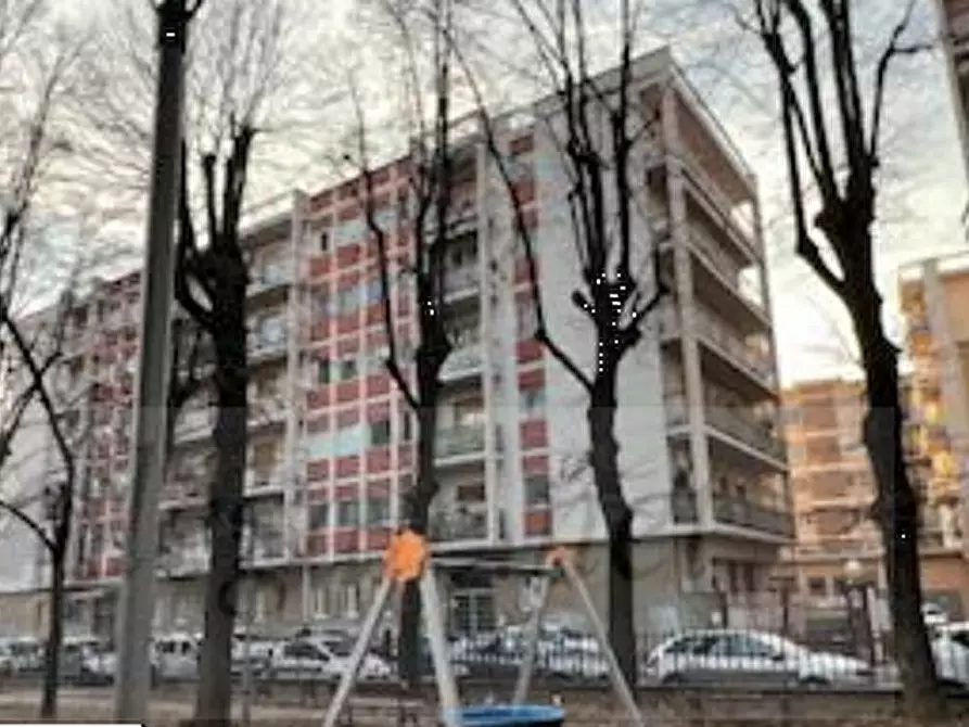 Immagine 5 di Appartamento in vendita  in piazza Vittorio Veneto a Vigevano