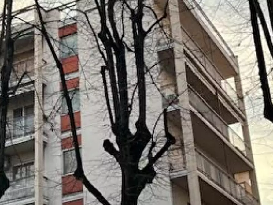 Immagine 1 di Appartamento in vendita  in piazza Vittorio Veneto a Vigevano