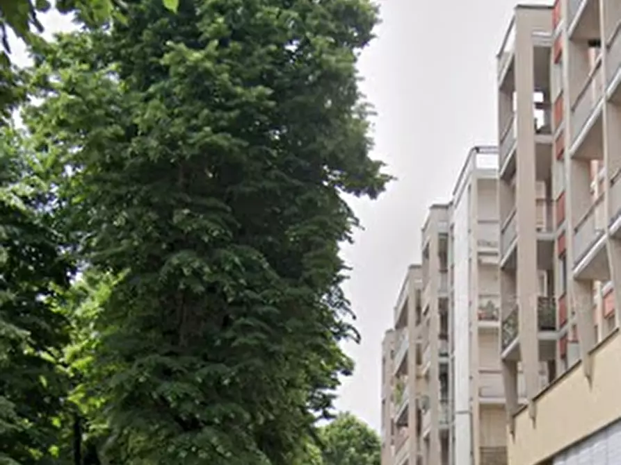 Immagine 9 di Appartamento in vendita  in piazza Vittorio Veneto a Vigevano