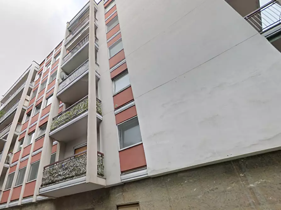 Immagine 11 di Appartamento in vendita  in piazza Vittorio Veneto a Vigevano