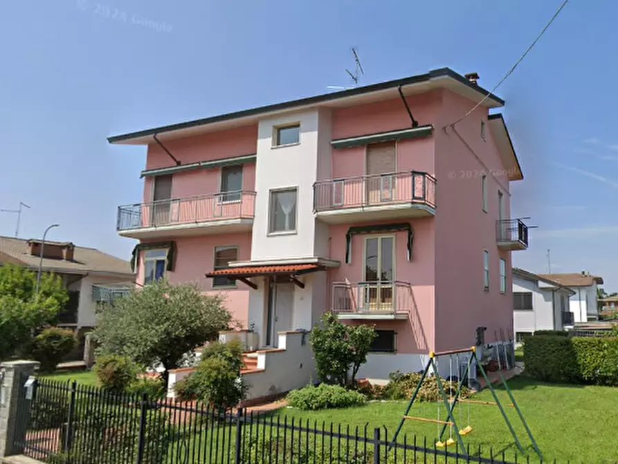 Immagine 2 di Appartamento in vendita  in Viale Due Giugno a Castel San Giovanni