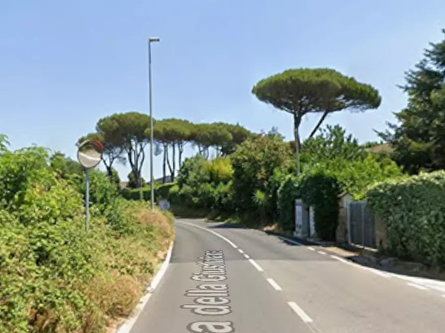 Immagine 8 di Villa in vendita  in Via del Buon Ricovero a Roma