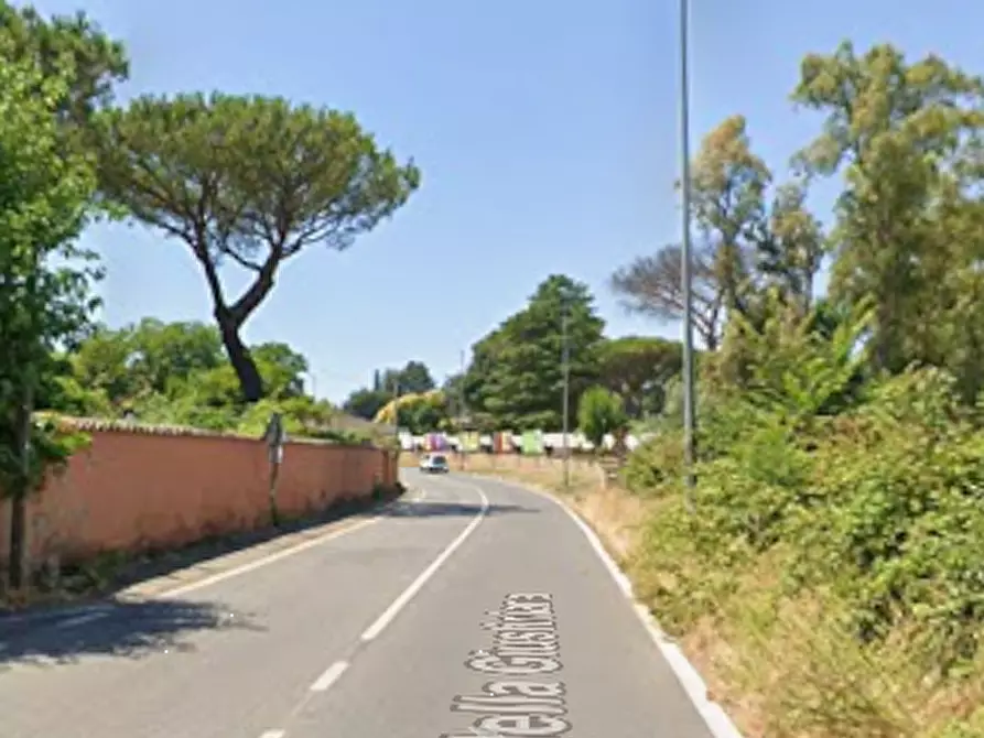 Immagine 9 di Villa in vendita  in Via del Buon Ricovero a Roma