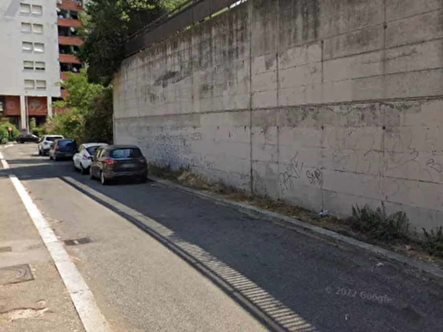 Immagine 16 di Negozio in vendita  in F.V. Nardelli a Roma