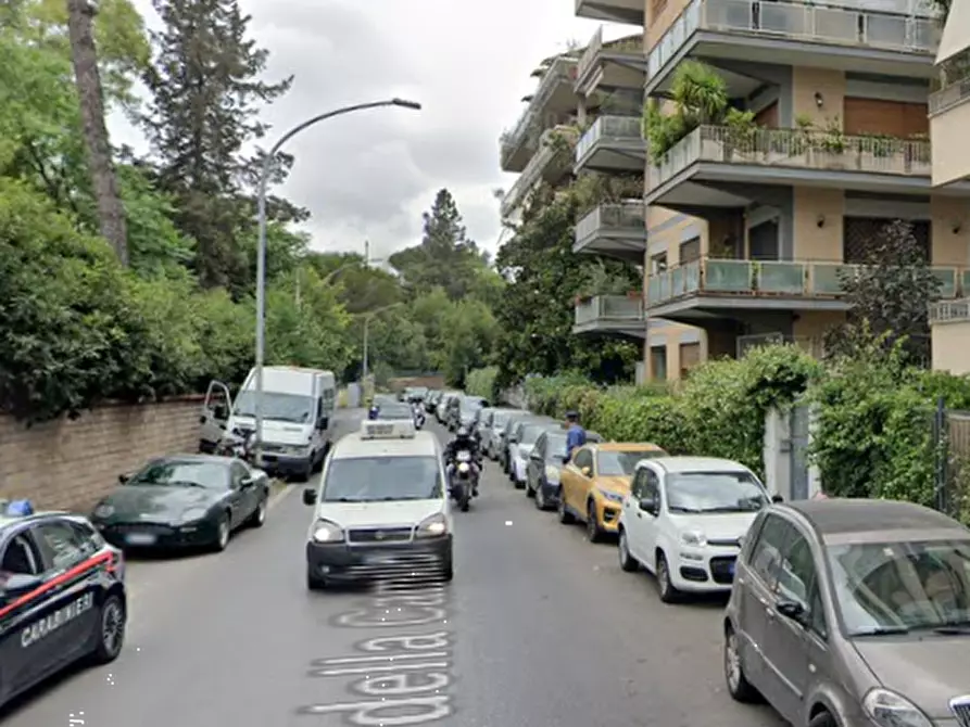 Immagine 17 di Appartamento in vendita  in Via della Camilluccia a Roma