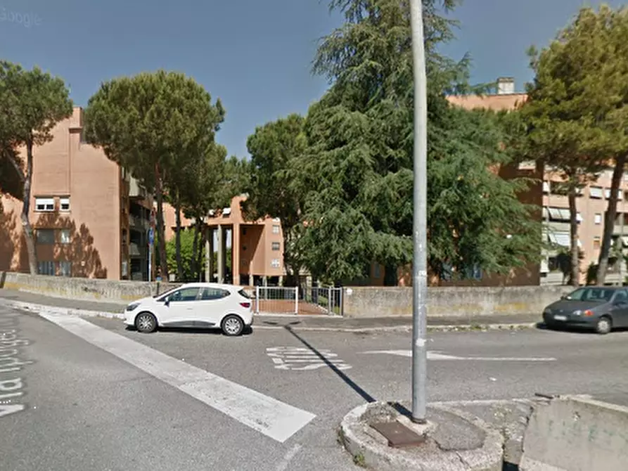 Immagine 10 di Appartamento in vendita  in Via Gallicano nel Lazio a Roma