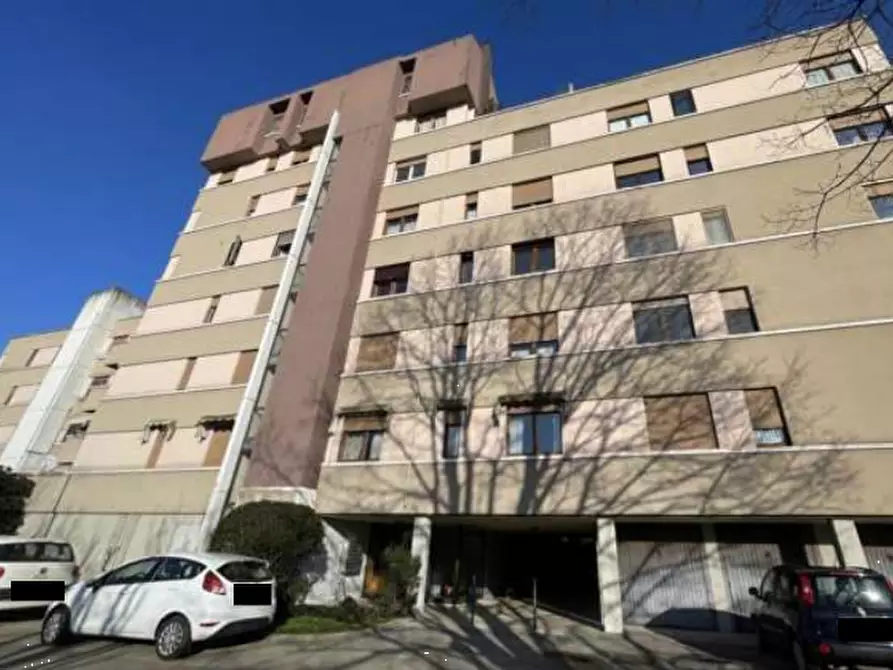 Immagine 8 di Appartamento in vendita  in via Albona a Treviso