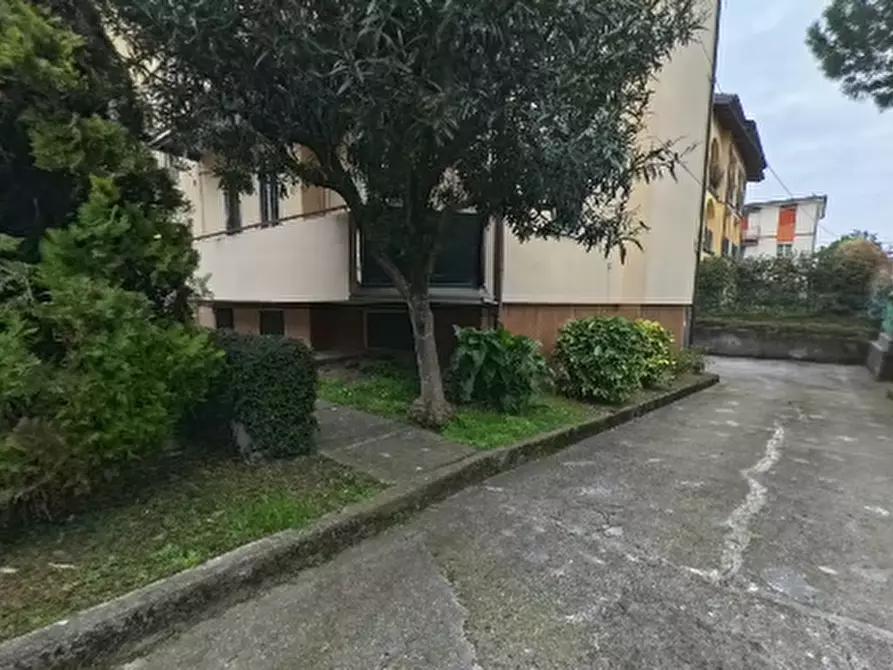 Immagine 7 di Appartamento in vendita  in Via Bertanza a Desenzano Del Garda