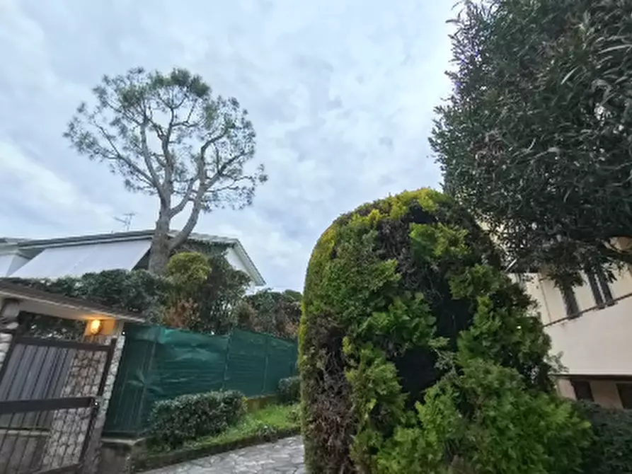 Immagine 8 di Appartamento in vendita  in Via Bertanza a Desenzano Del Garda