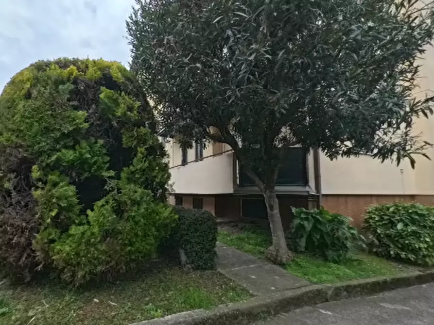 Immagine 11 di Appartamento in vendita  in Via Bertanza a Desenzano Del Garda