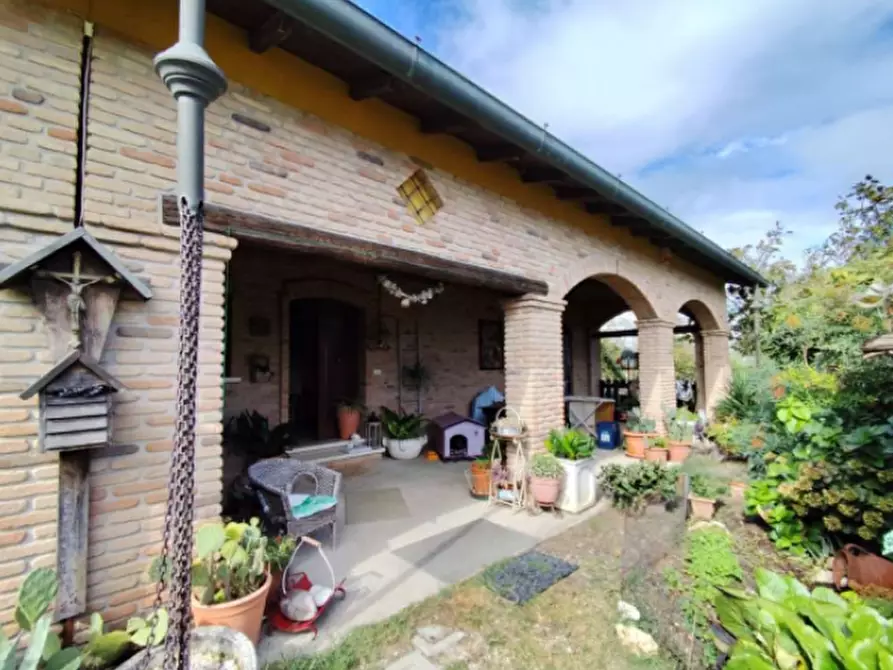 Immagine 1 di Casa indipendente in vendita  in Via Valle Raibosola a Comacchio