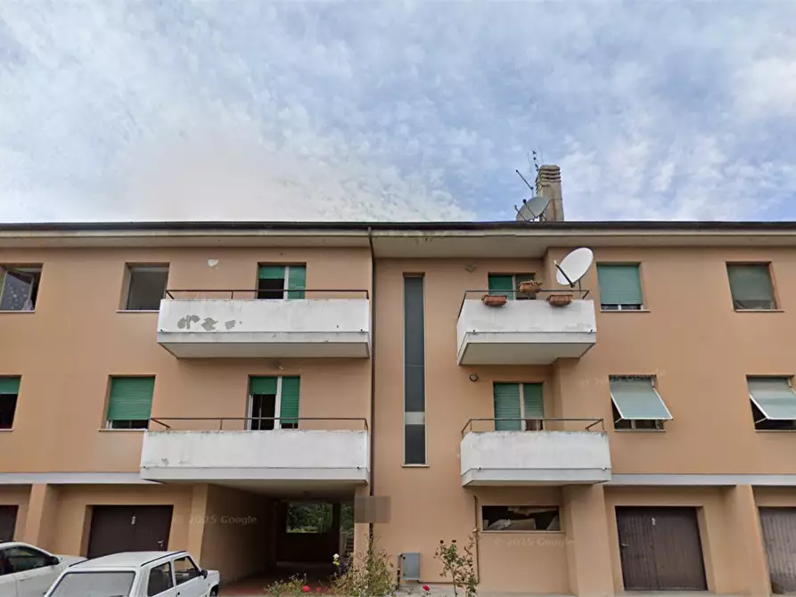 Immagine 6 di Appartamento in vendita  in Via Salici a Fossombrone