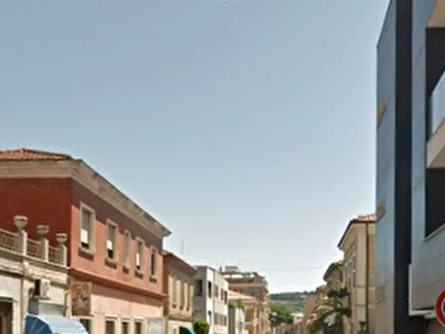 Immagine 3 di Negozio in vendita  in Via XXIV Maggio a Pesaro