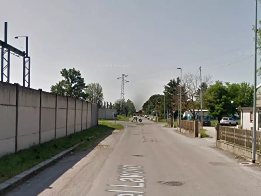 Immagine 7 di Negozio in vendita  in Via del lavoro a Copparo