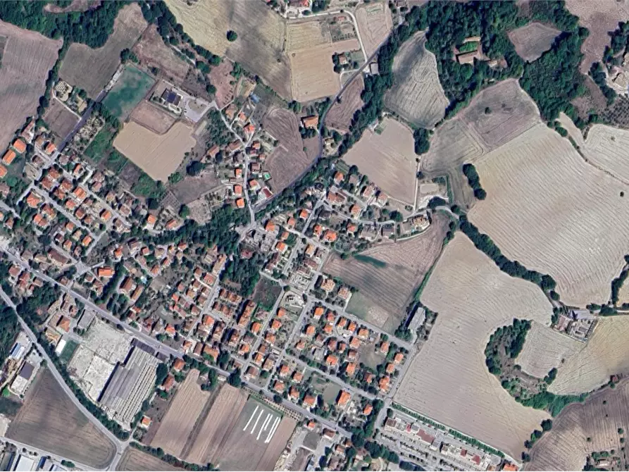 Immagine 3 di Laboratorio in vendita  in Via E. Fermi a Urbino