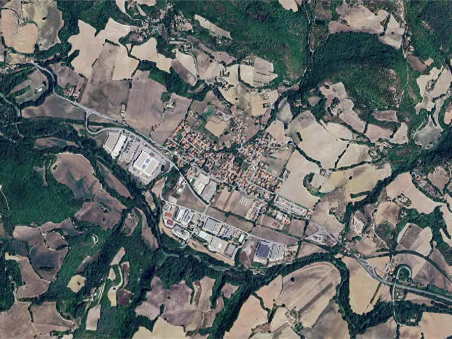 Immagine 4 di Laboratorio in vendita  in Via E. Fermi a Urbino