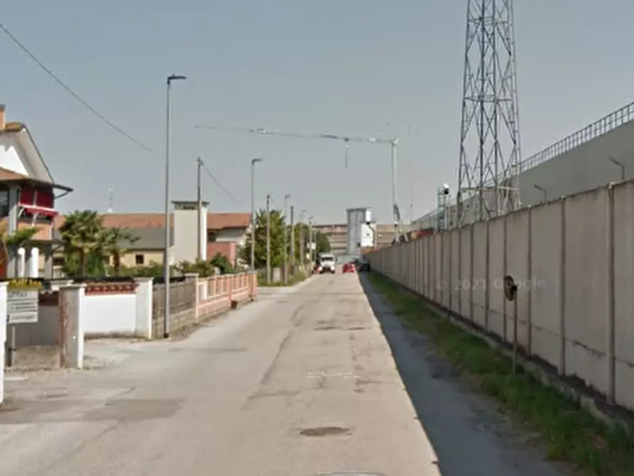 Immagine 6 di Laboratorio in vendita  in Via del lavoro a Copparo