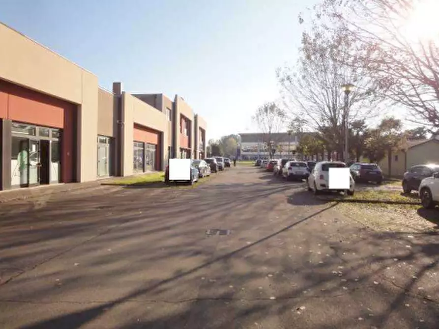 Immagine 3 di Negozio in vendita  in Via Venezia a Vigonza