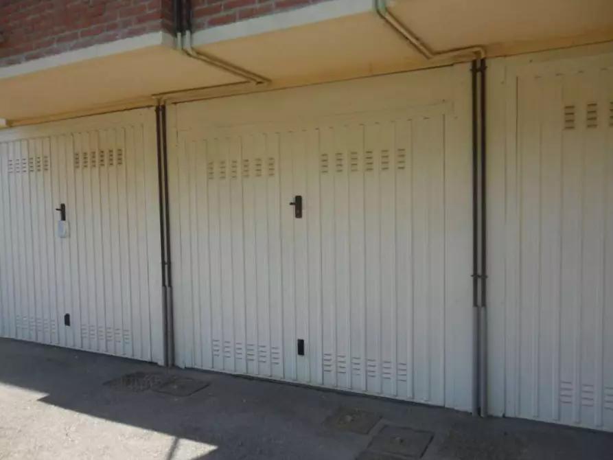 Immagine 10 di Appartamento in vendita  in stradello Chiesa Villanova a Modena