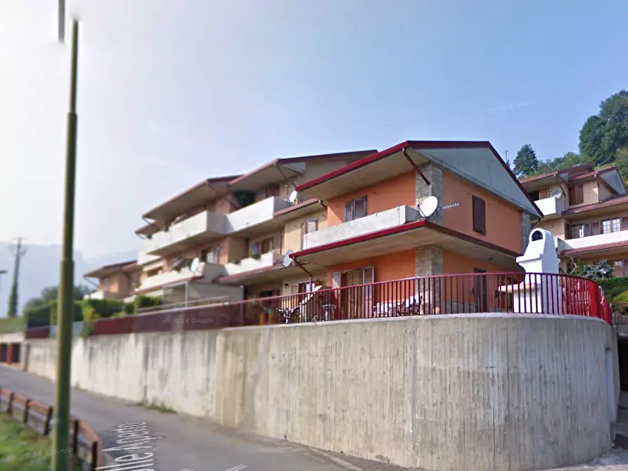 Immagine 4 di Appartamento in vendita  in via Colle Aperto a Sovere