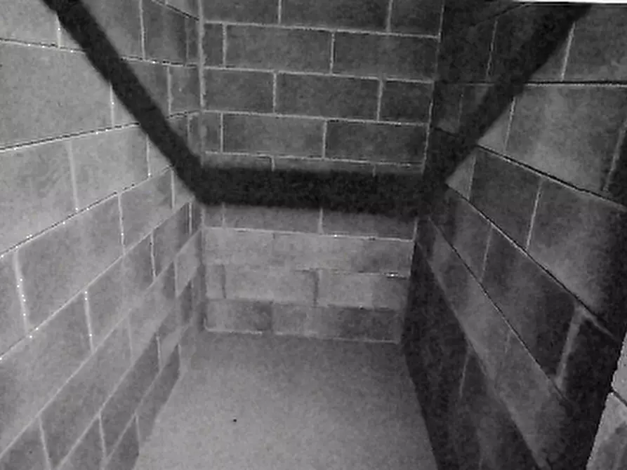 Immagine 1 di Garage in vendita  in Via Carlo Imbonati a Milano