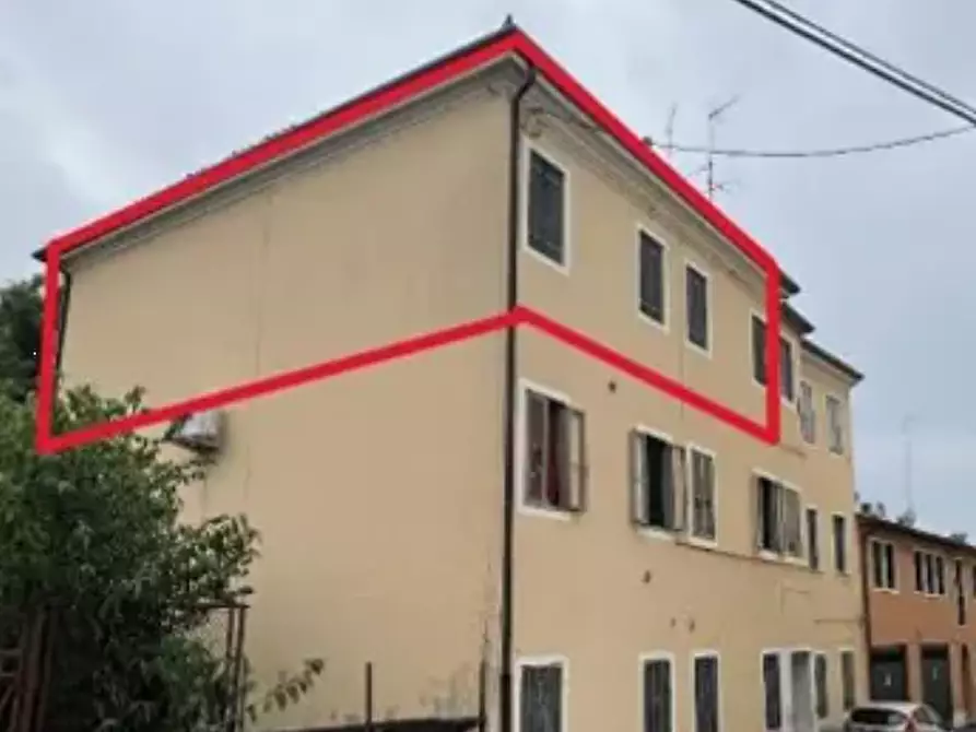 Immagine 14 di Appartamento in vendita  in Via Macello a Lonigo