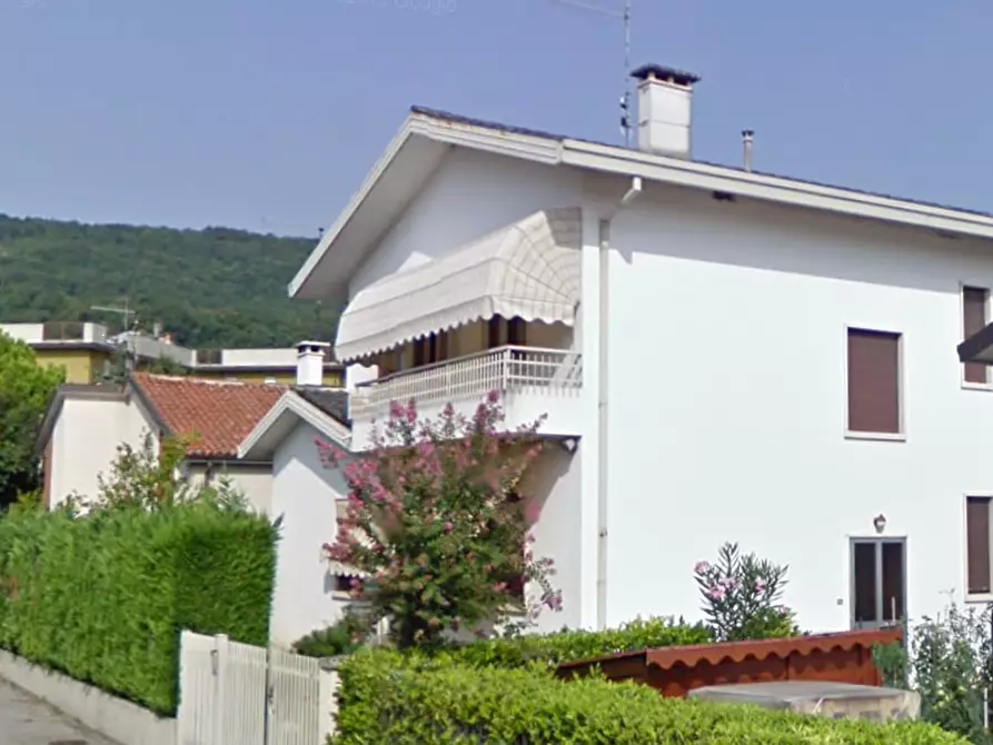 Immagine 16 di Appartamento in vendita  in Via Colombina a Longare