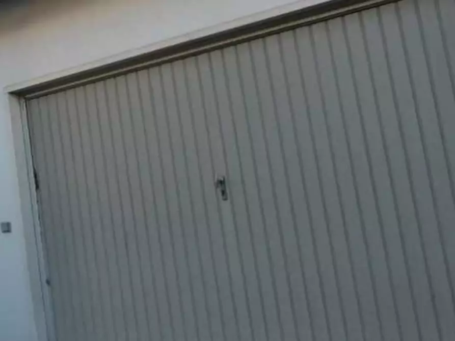 Immagine 27 di Appartamento in vendita  in Via Colombina a Longare