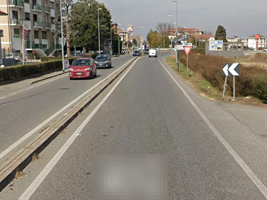Immagine 20 di Negozio in vendita  in Strada Torino a Caselle Torinese
