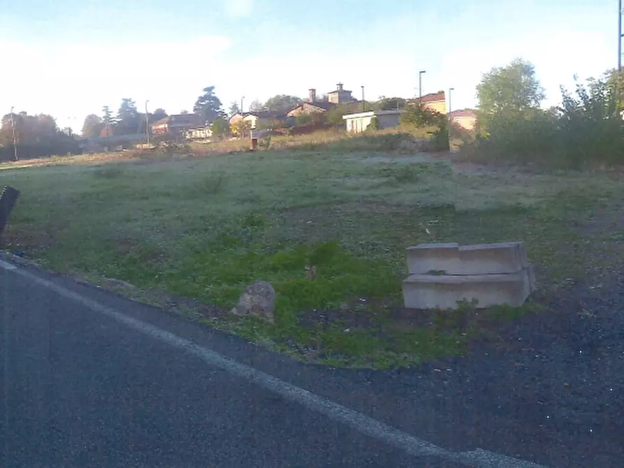 Immagine 1 di Terreno agricolo in vendita  in Via Maschere Bergamasche a Martinengo