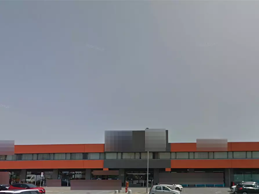 Immagine 2 di Negozio in vendita  in Strada Torino a Caselle Torinese