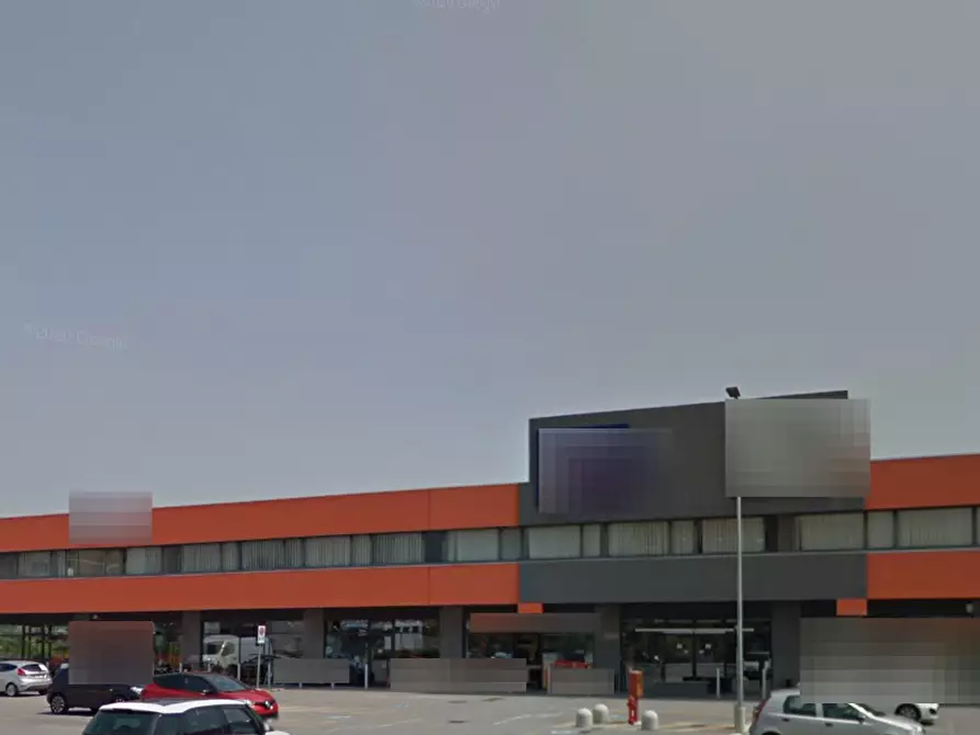 Immagine 5 di Negozio in vendita  in Strada Torino a Caselle Torinese