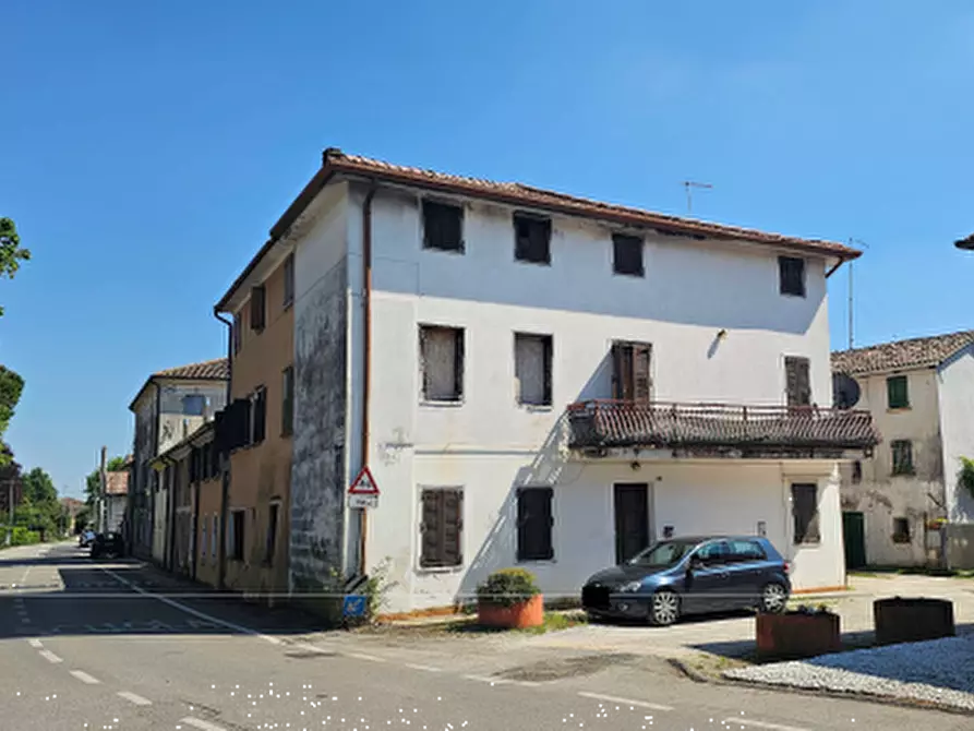 Immagine 11 di Porzione di casa in vendita  in Via Aglaia Anassillide a Montebelluna