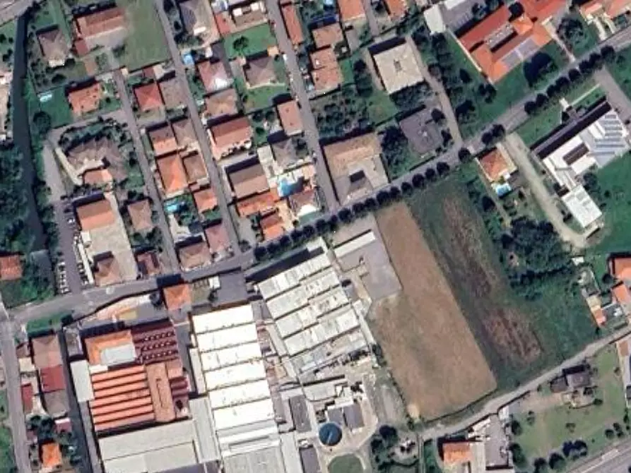 Immagine 27 di Appartamento in vendita  in Viale Rimembranze a Cividate Al Piano