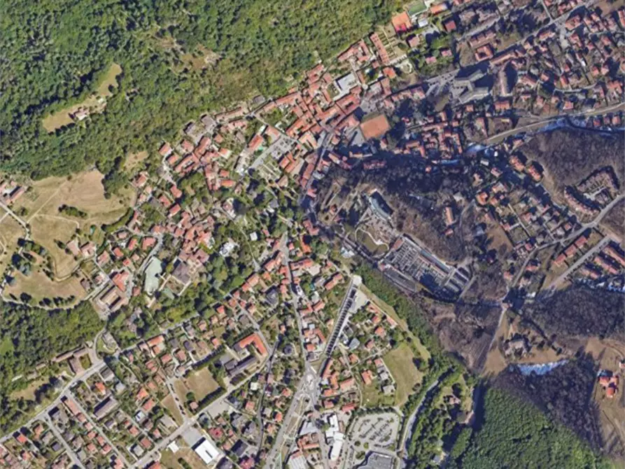 Immagine 11 di Negozio in vendita  in Via Porro  a Induno Olona