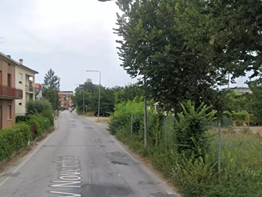 Immagine 11 di Laboratorio in vendita  in Via IV Novembre a Fano