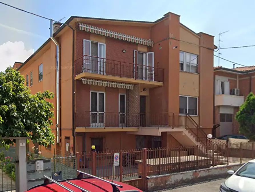 Immagine 5 di Appartamento in vendita  in Via Totila a Ravenna