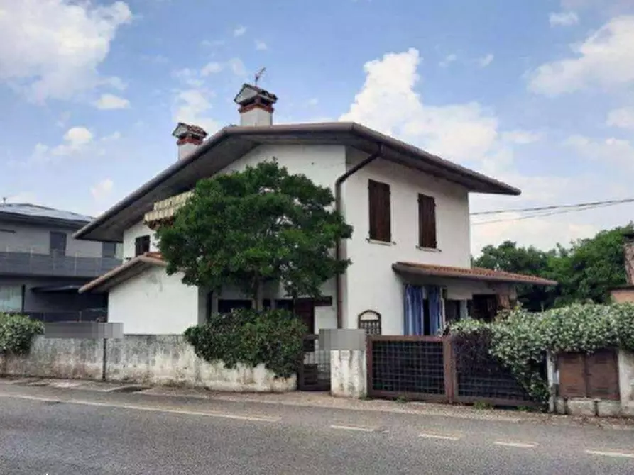 Immagine 1 di Casa indipendente in vendita  in Via Croceron a Cassola