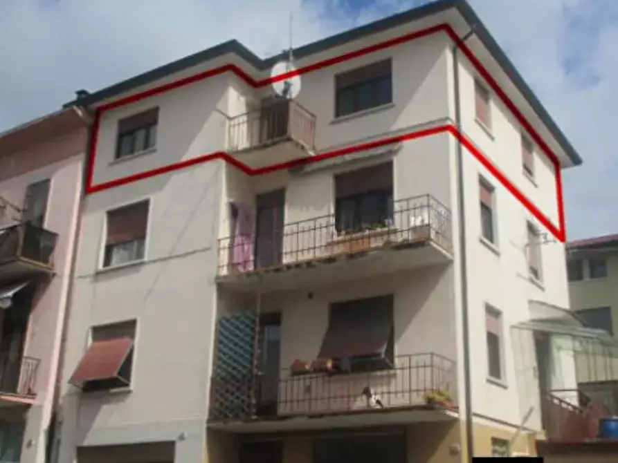Immagine 5 di Appartamento in vendita  in Via Bella Venezia a Valdagno