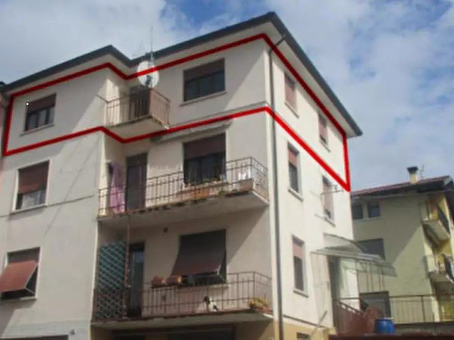 Immagine 2 di Appartamento in vendita  in Via Bella Venezia a Valdagno