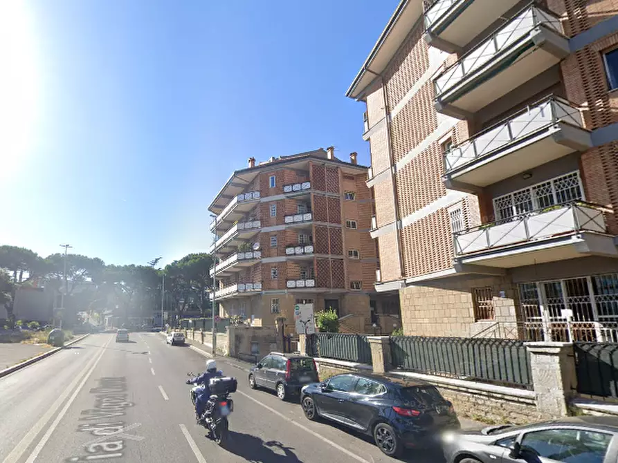 Immagine 3 di Ufficio in vendita  in Via di Vigna Murata a Roma