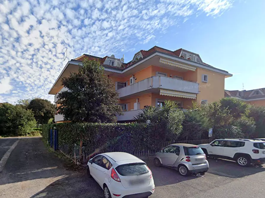 Immagine 4 di Appartamento in vendita  in Via Bolzano a Albano Laziale