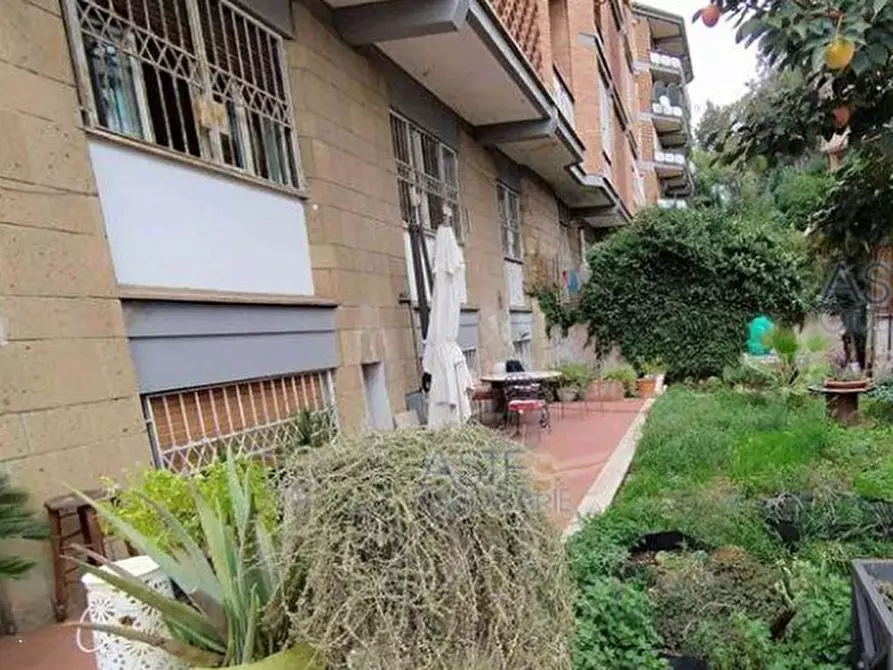 Immagine 9 di Ufficio in vendita  in Via di Vigna Murata a Roma