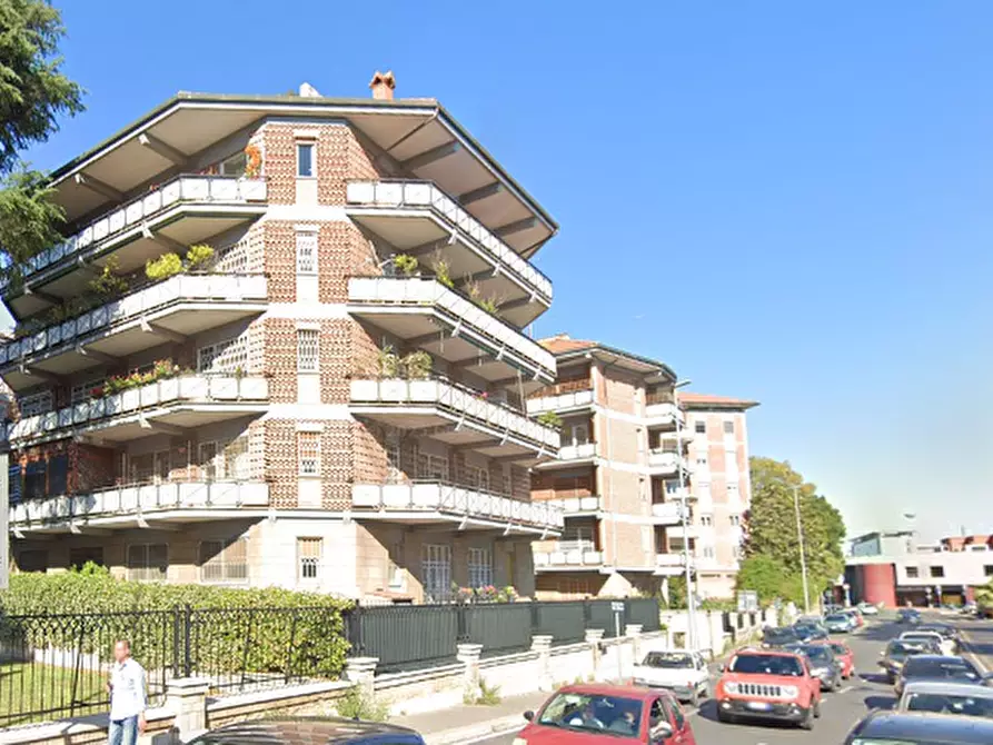 Immagine 13 di Ufficio in vendita  in Via di Vigna Murata a Roma