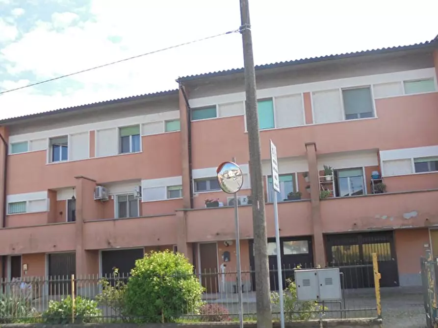Immagine 6 di Villetta a schiera in vendita  in Via Roma a Casaletto Lodigiano